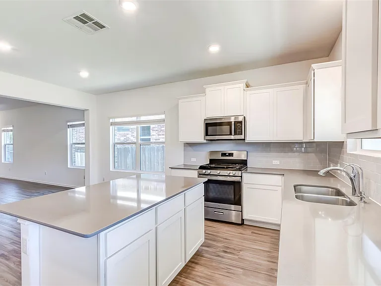 1517 Brueggerhoff Rd — Photo 11
