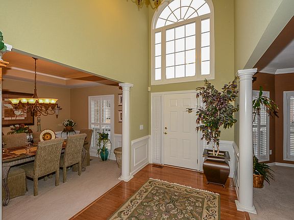  2 story Entrance Foyer