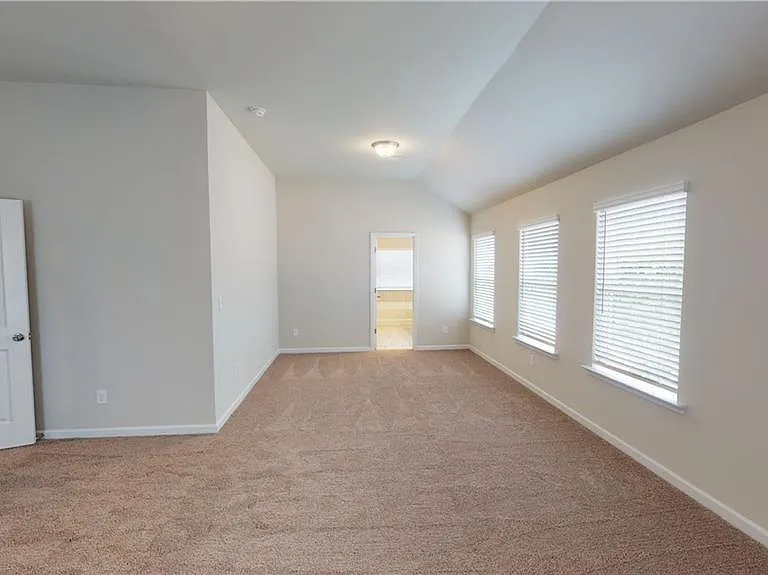 3742 Richmond Bnd — Photo 24