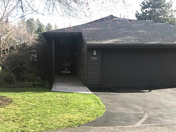 2nd image of 1811 E Rockwood Blvd #1811