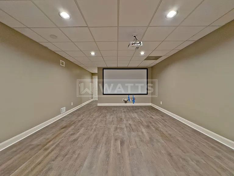 4854 Pinedale Way — Photo 44