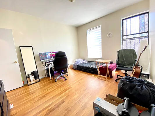 Rented by Compass | media 8