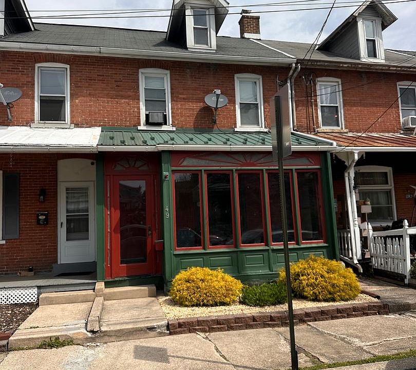 1st image of 49 E Washington St