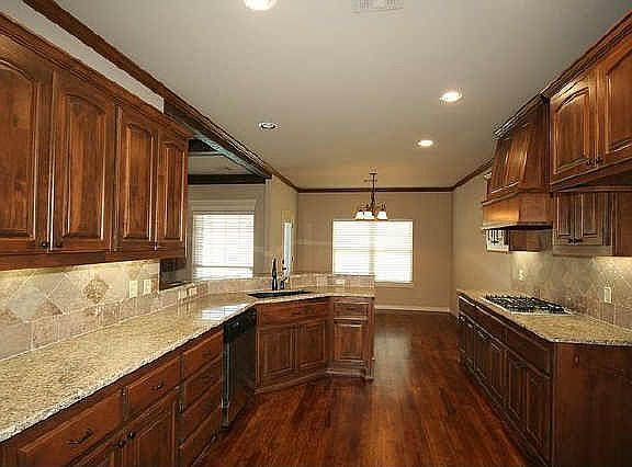 Kitchen with Garnite Countertops