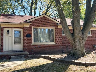 21810 Stratford St W, Oak Park, MI, 48237