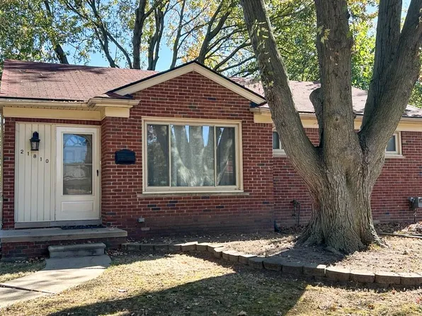 21810 Stratford St W, Oak Park, MI 48237