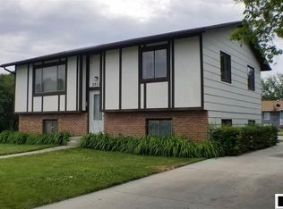 2012 Gregg Ave, Worland, WY 82401