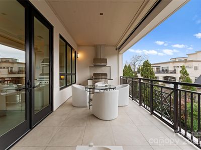 130 Cherokee Rd #304, Charlotte, NC, 28207