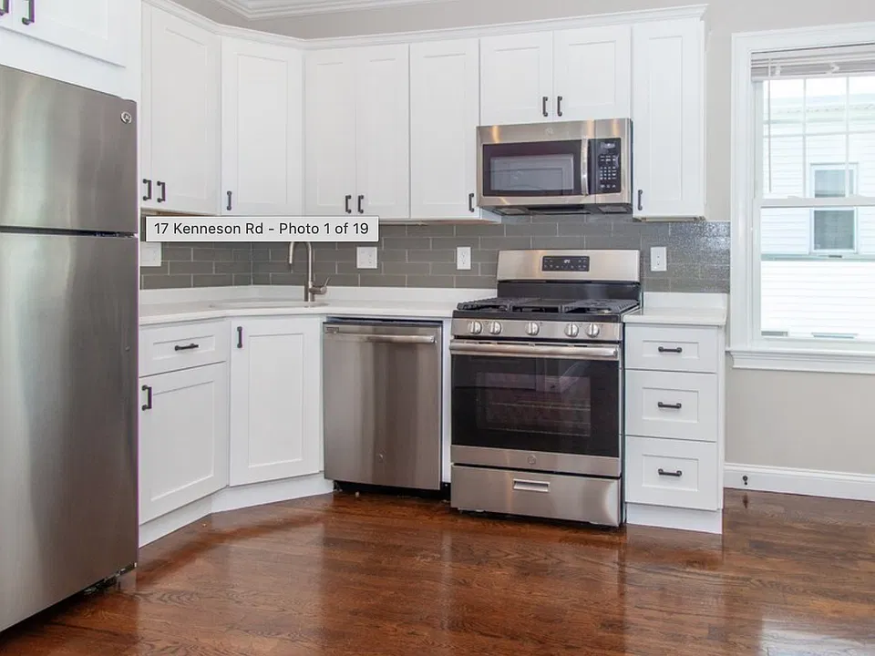 17 Kenneson Rd