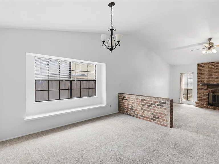 7612 Jerome Dr — Photo 8