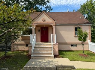 259 Valley Rd, Wayne, NJ 07470