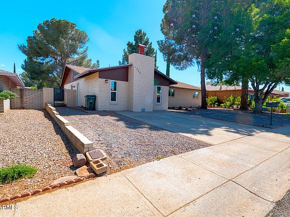 3rd image of 1080 N CATALINA Drive