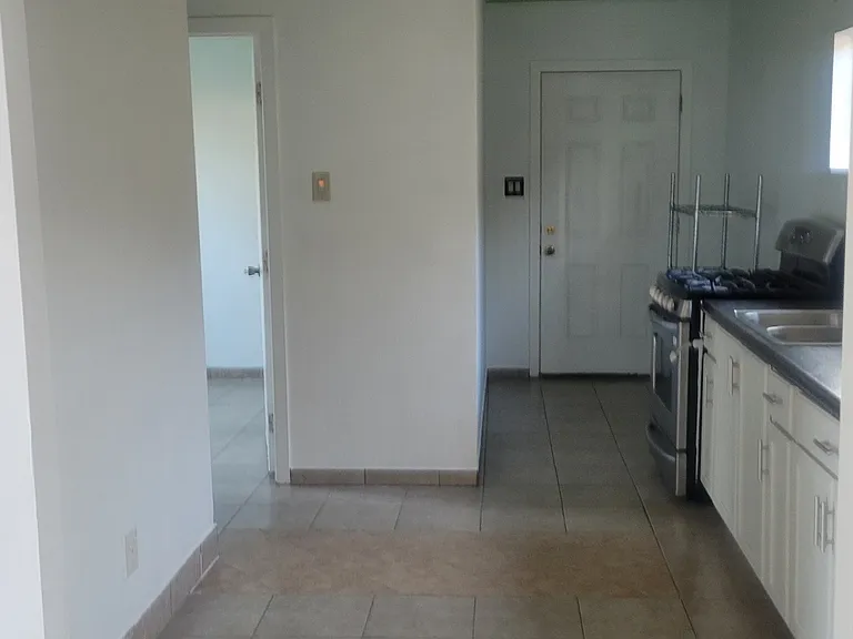 7820 Troost Ave #2 — Photo 8