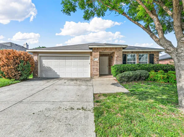 16328 Cowboy Trl, Justin, TX 76247