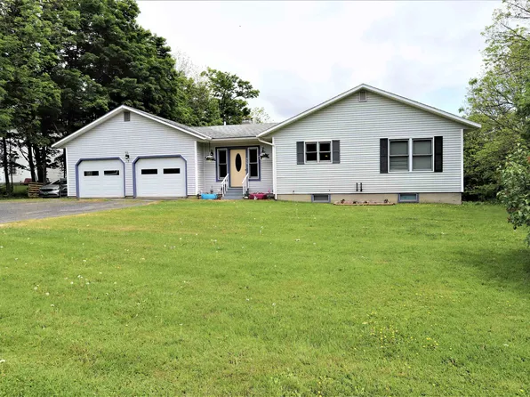 939 Main Street, Albany, VT 05820