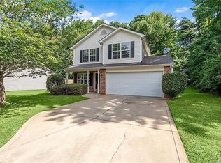 1091 Valley Forge Rd, Clover, SC 29710