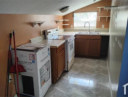 1 bed, 500 sqft, $1,200 — Photo 4