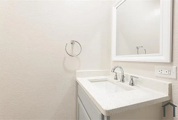 4620 San Jacinto St — Photo 41