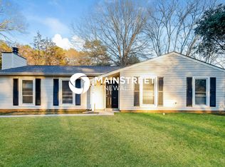 6315 Pineburr Rd, Charlotte, NC 28211