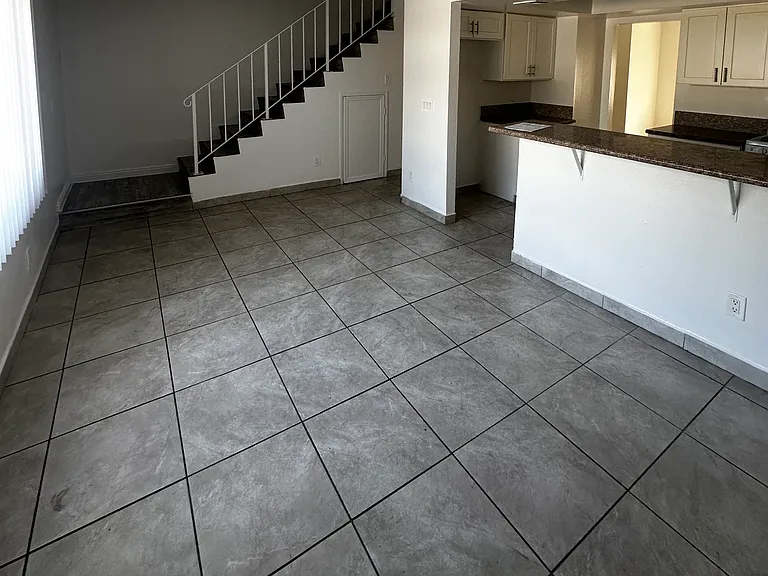6901 Lennox Ave #3 — Photo 2