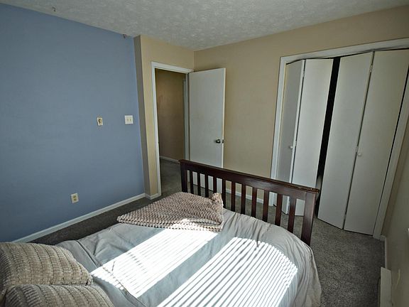 4th image of 4456 Zoeller Ave #4456