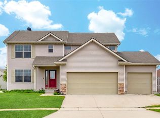 1710 SE Heritage Dr, Waukee, IA 50263