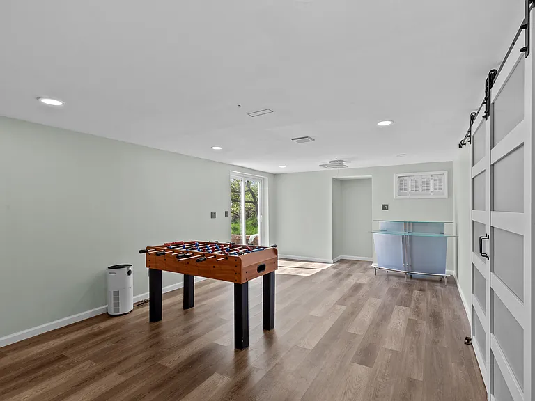 1528 Woodroyal East Dr — Photo 21