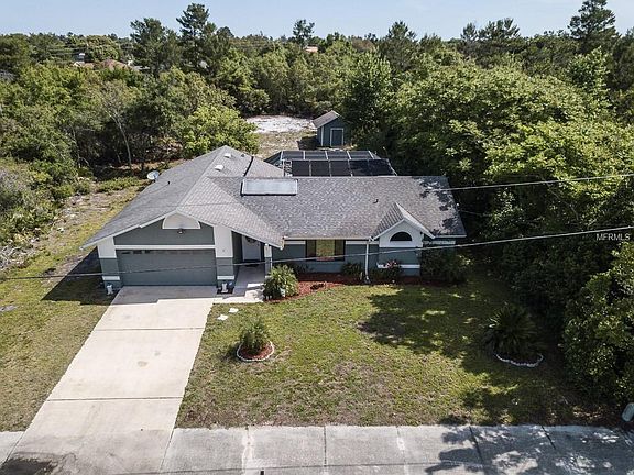 3rd image of 1434 NE Old Mill Dr