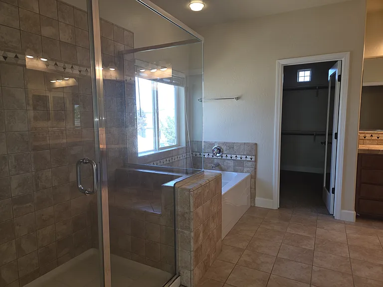 3369 N Redda Rd — Photo 6