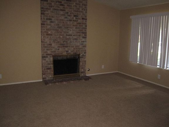 2nd image of 4596 Winding River Cir