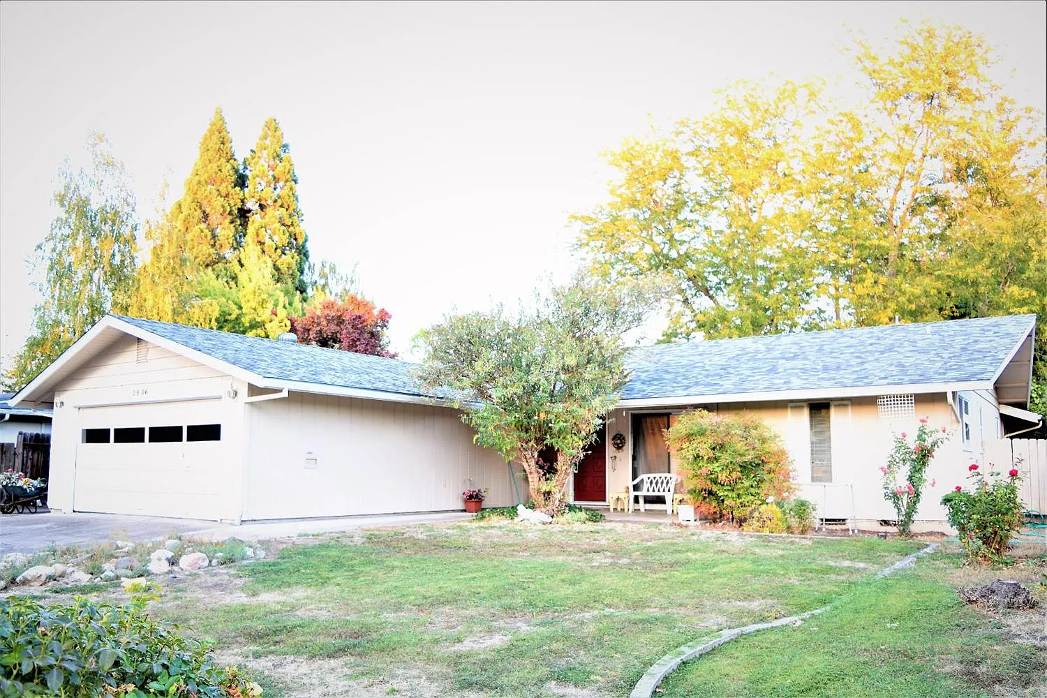 2906 El Dorado Dr photo 1