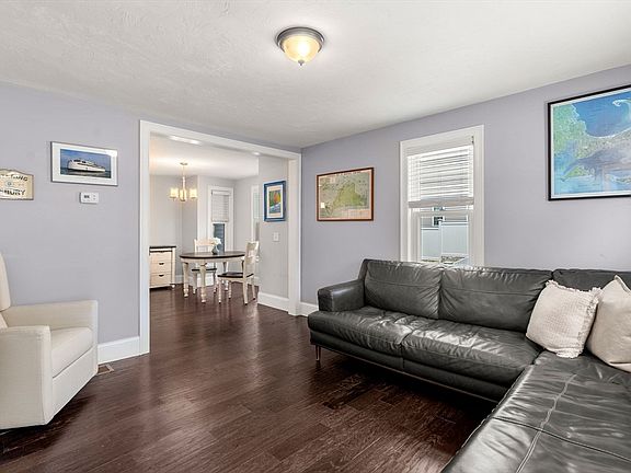 3rd image of 68 Prospect St