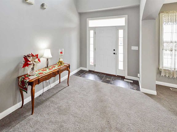 2nd image of 5049 Snowberry Ln