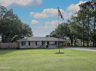 112 Andover Rd, Rayne, LA 70578