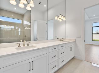 9504 Saint Germain Dr, Palm Beach Gardens, FL 33412