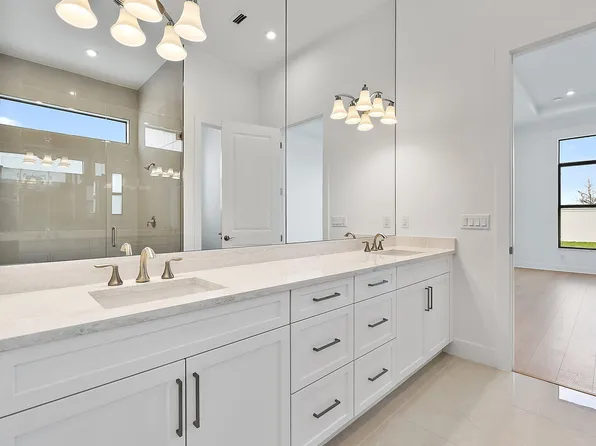 9504 St. Germain Drive, Palm Beach Gardens, FL 33412