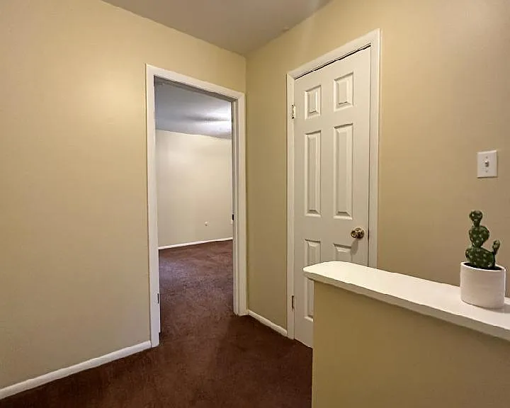 162 Bishops Dr — Photo 14