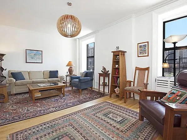 306 W 97th St APT 64, New York, NY 10025