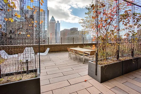 Rented by Jack Resnick & Sons | media 18