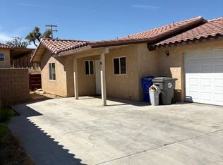 7140 Olympic Rd #B, Joshua Tree, CA 92252