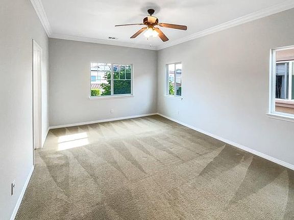 4th image of 5933 Cypress Point Ave