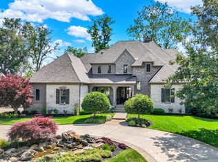15621 Hidden Oaks Ct, Carmel, IN 46033