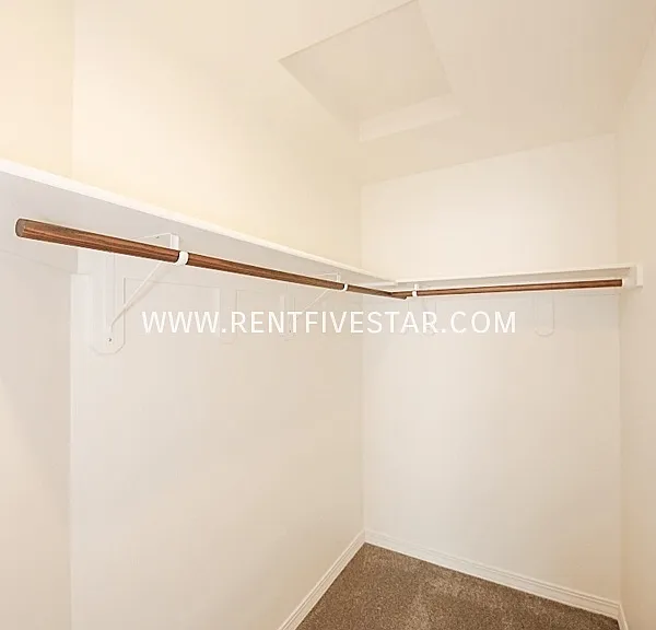 3954 Hawthorne Rd #14B — Photo 9