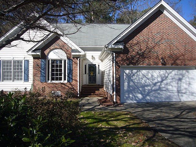 1st image of 707 Goldleaf Dr