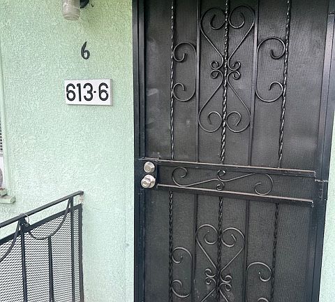 3rd image of 613 W Avenue 28 APT 6