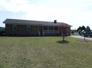 3099 New Hope Rd, La Grange, NC 28551
