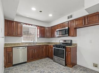 153 Woodlawn Ave #1, Jersey City, NJ 07305
