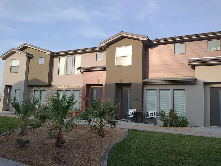 844 S Black Alder Dr — Photo 2