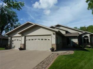 4718 Pintail Loop SE, Mandan, ND 58554