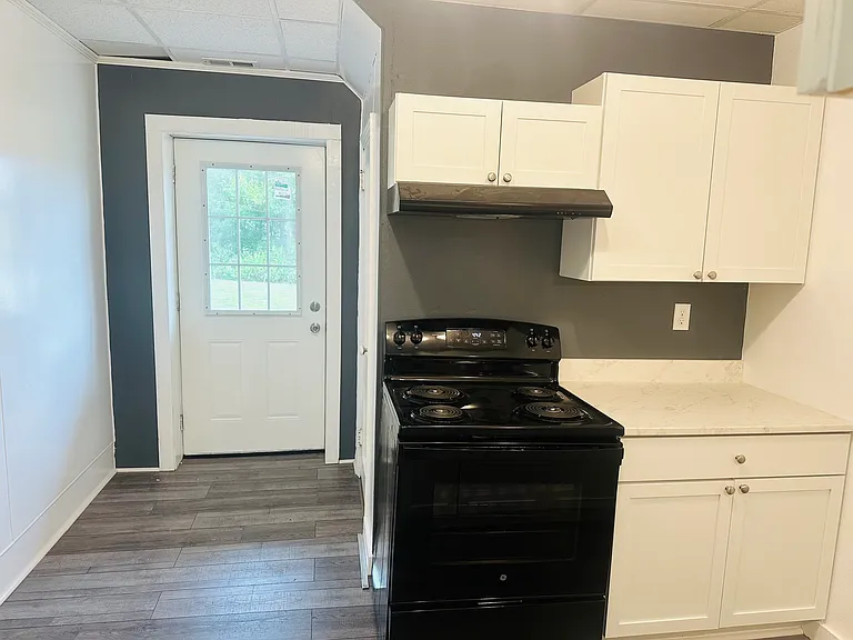627 Fairfield Rd #3 — Photo 3